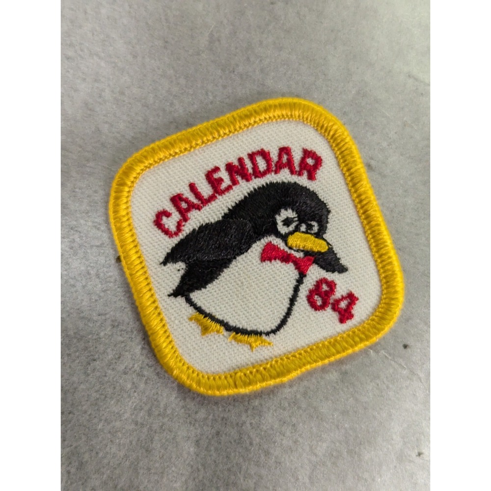 H Vintage 1984 Girl‎ Scout Calendar Penguin Scouting Patch Unused